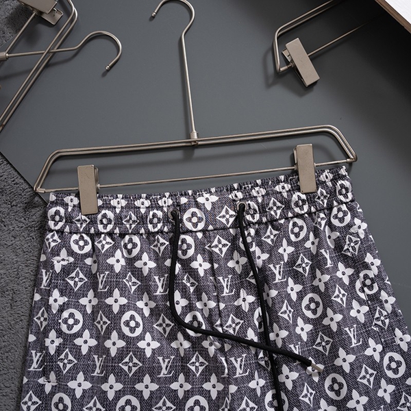 ブランドハーフパンツ側面デザイン